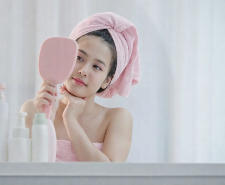 Acne-vs-Pimples-vs-Breakouts-Whats-the-Difference